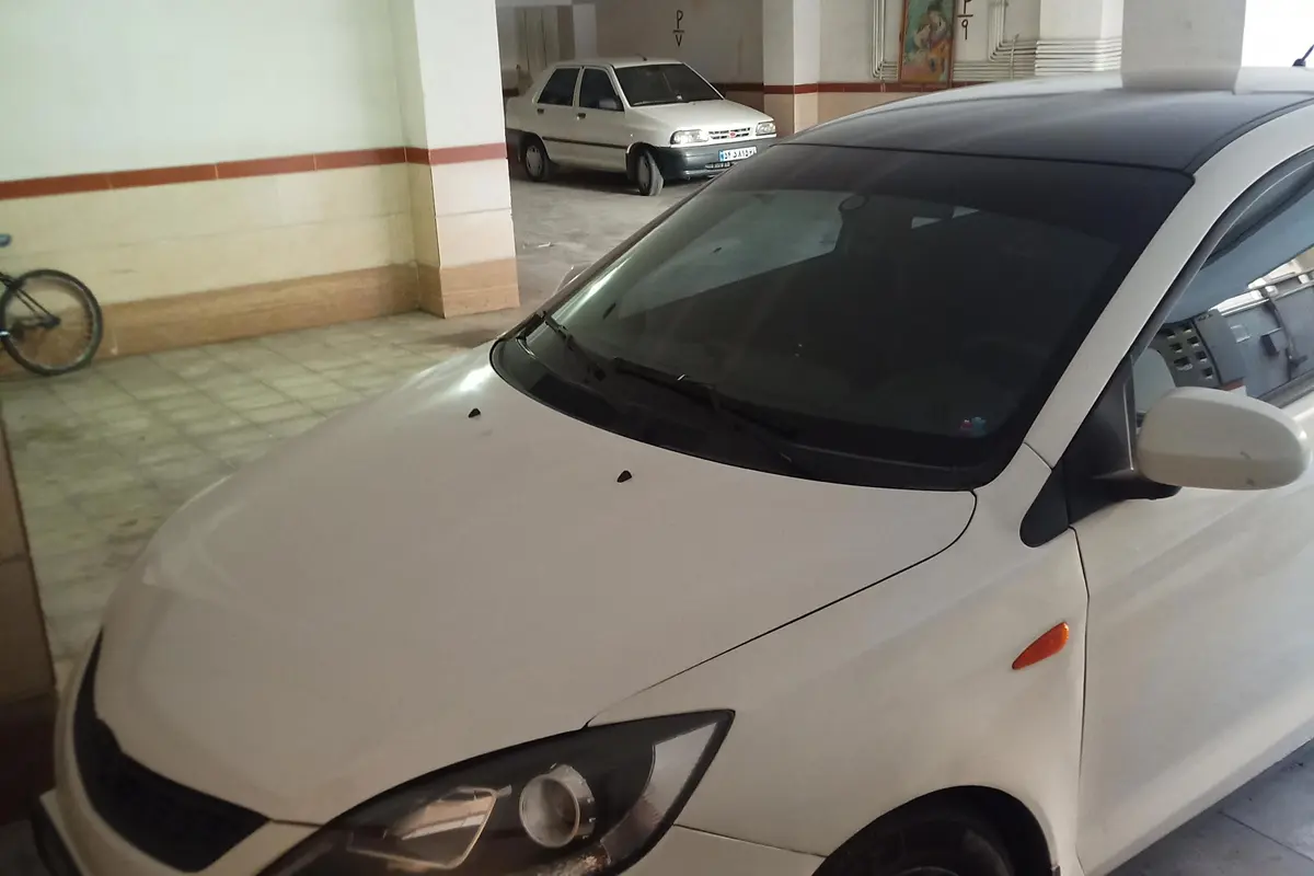 ام وی ام،  315هاچ بک