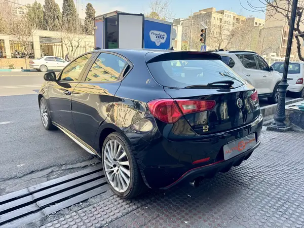 آلفارومئو، جولیتا