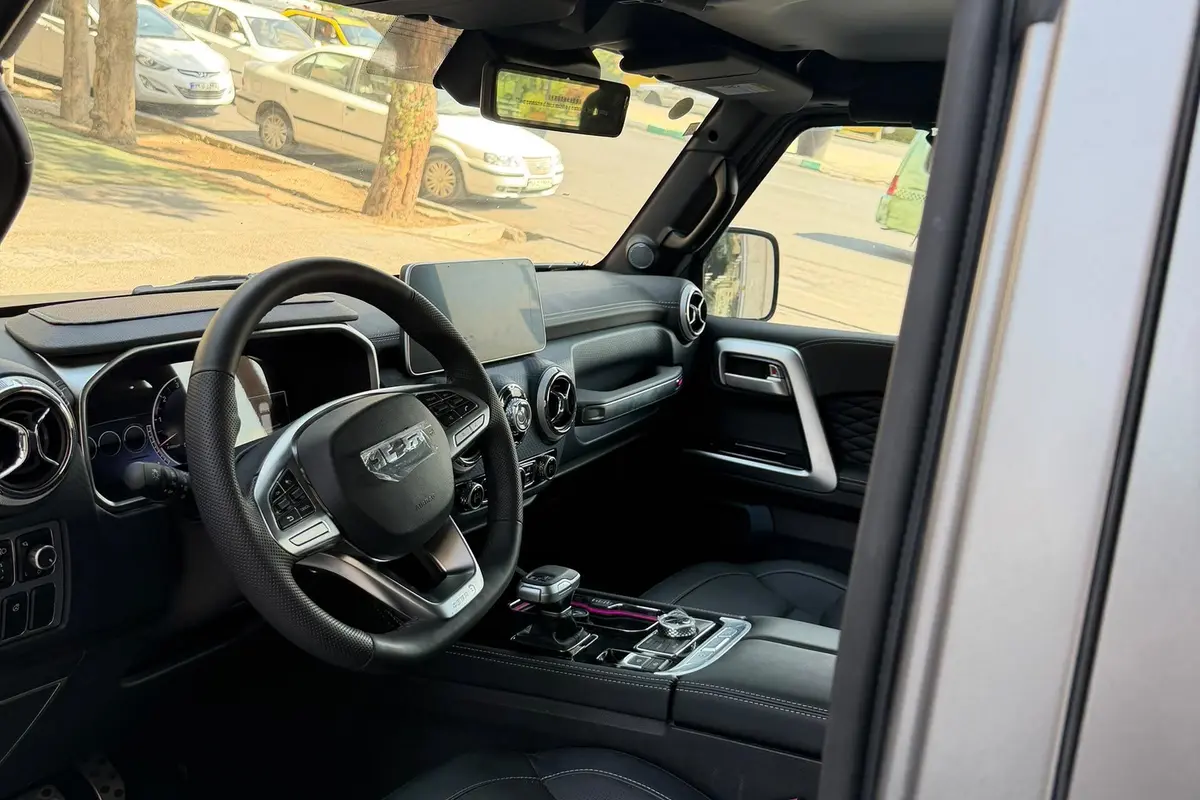 بایک،  BJ40L
