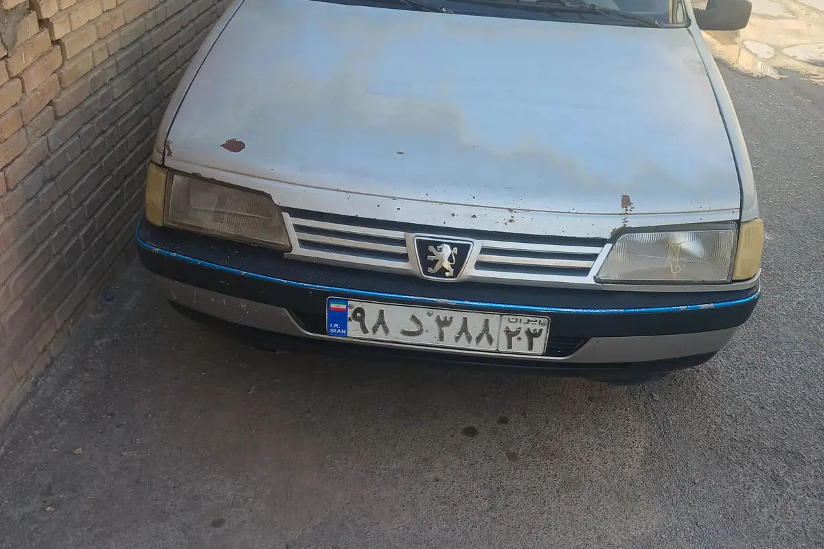 پژو،  405