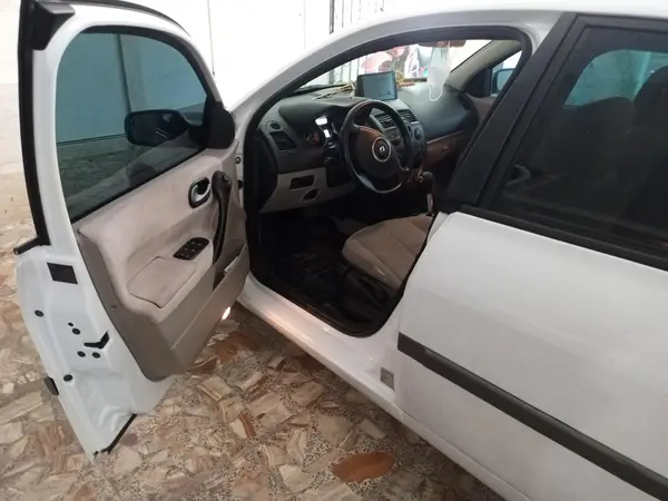 رنو، مگان (مونتاژ)