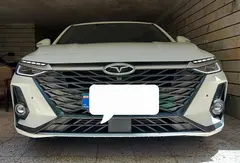 فونیکس، آریزو 8 (Z8)