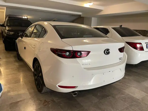مزدا  3 وارداتی