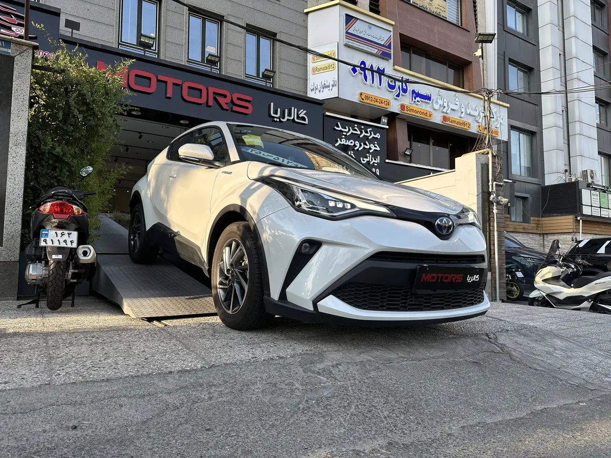 تویوتا،  C-HR هیبرید