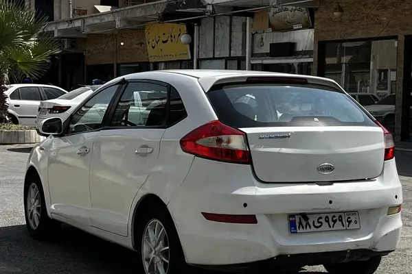 ام وی ام  315هاچ بک
