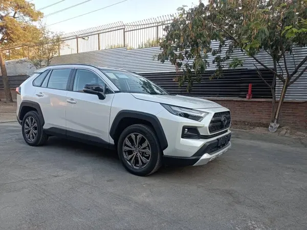 تویوتا، راوفور