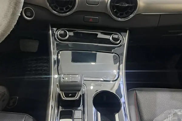 لاماری، ایما