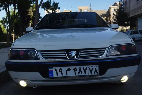 پژو، 405