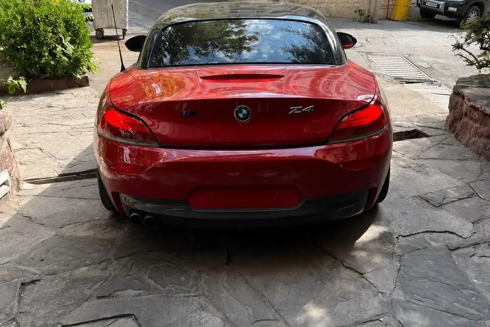 ب ام و  Z4
