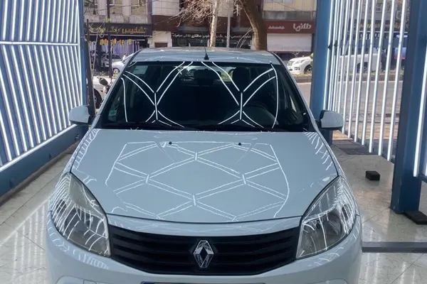 رنو، ساندرو