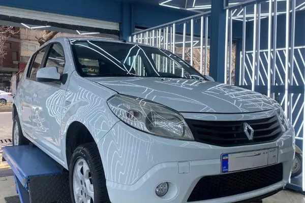 رنو، ساندرو