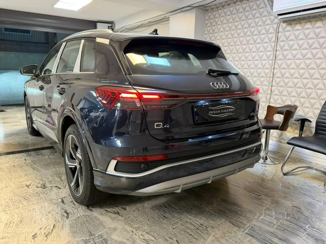 آئودی،  Q4 e-tron