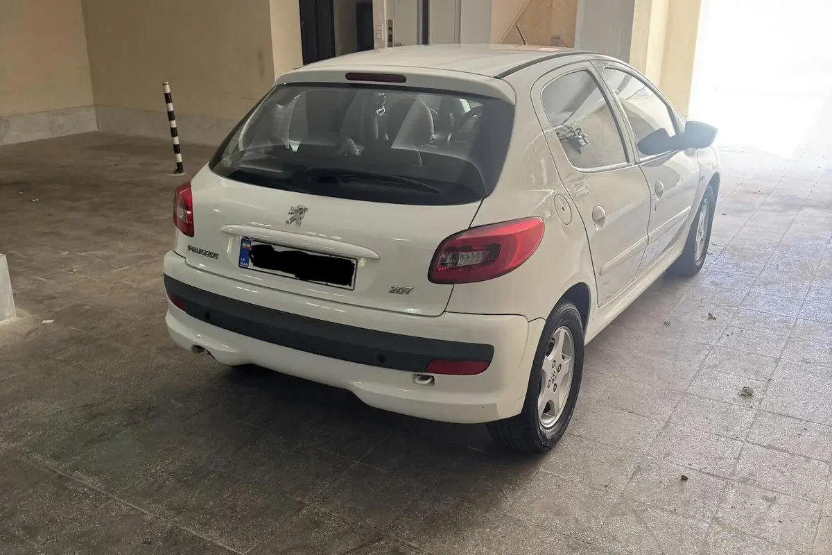 پژو  207