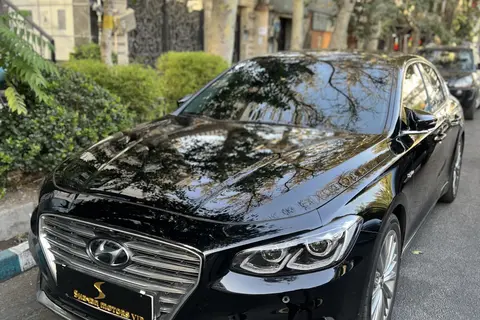 هیوندای، آزرا (گرنجور)