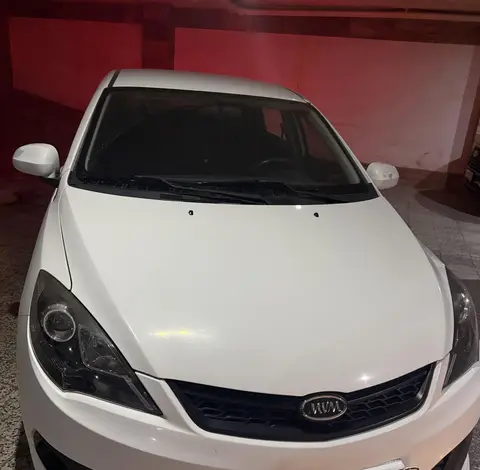 ام وی ام، 315هاچ بک