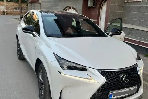 لکسوس، NX