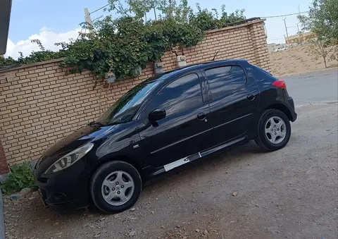 پژو، 207