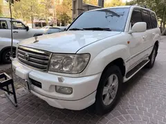 تویوتا، لندکروز چهار در