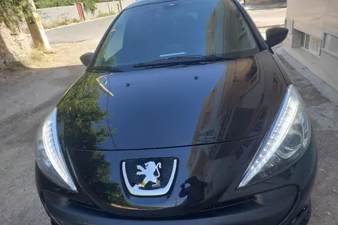 پژو، 207