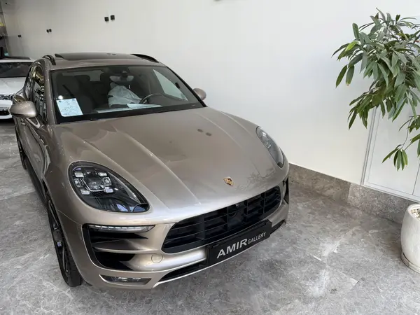 پورشه، ماکان