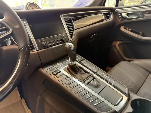 پورشه، ماکان