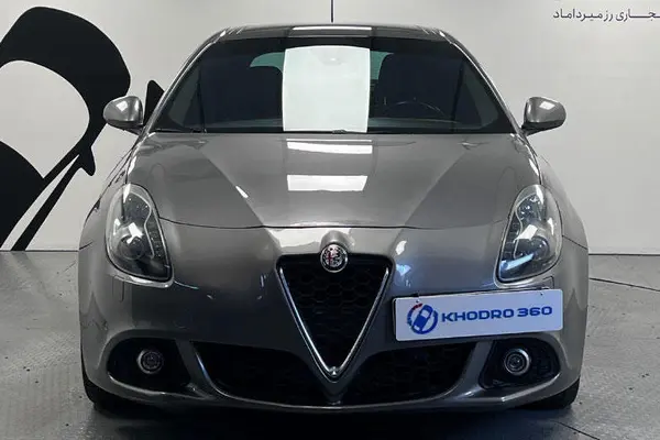 آلفارومئو، جولیتا