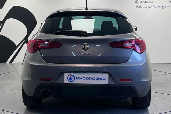 آلفارومئو، جولیتا