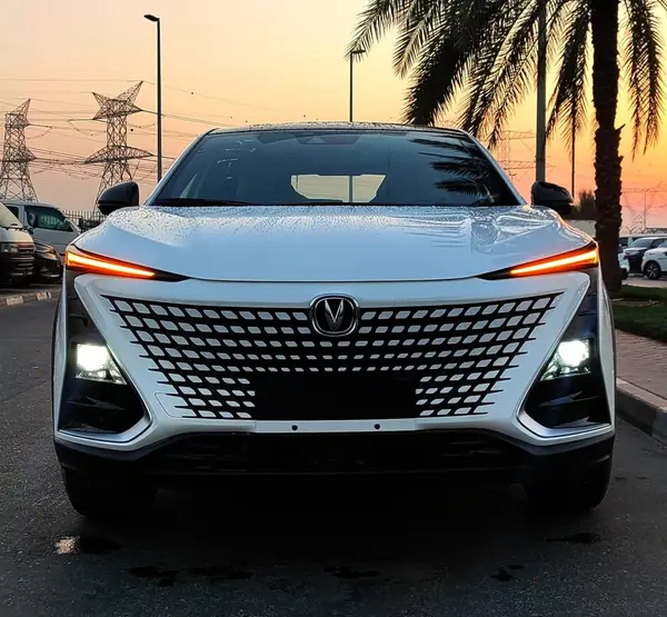 چانگان  UNI-T