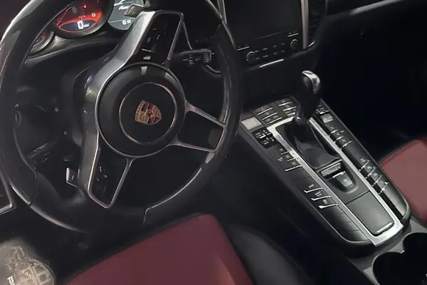 پورشه، ماکان