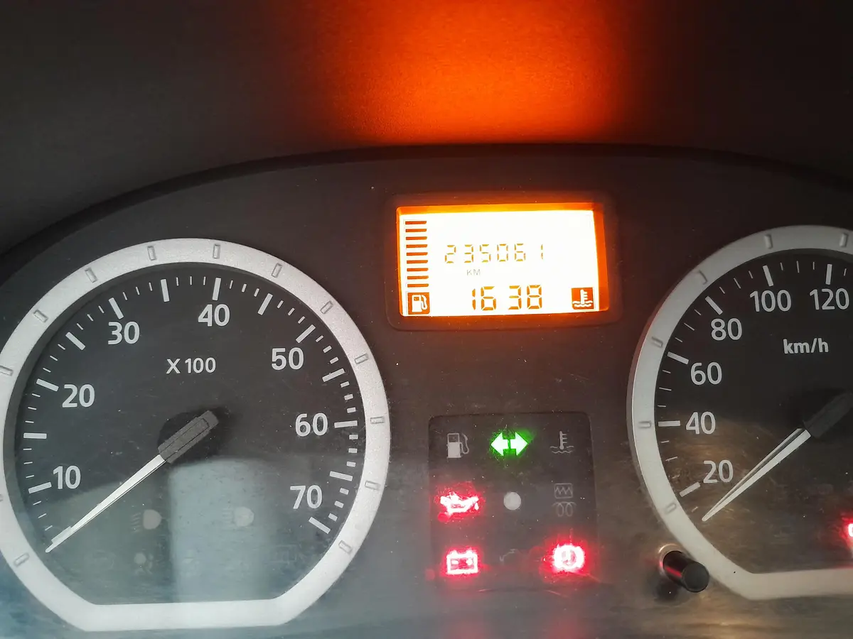 رنو،  تندر 90