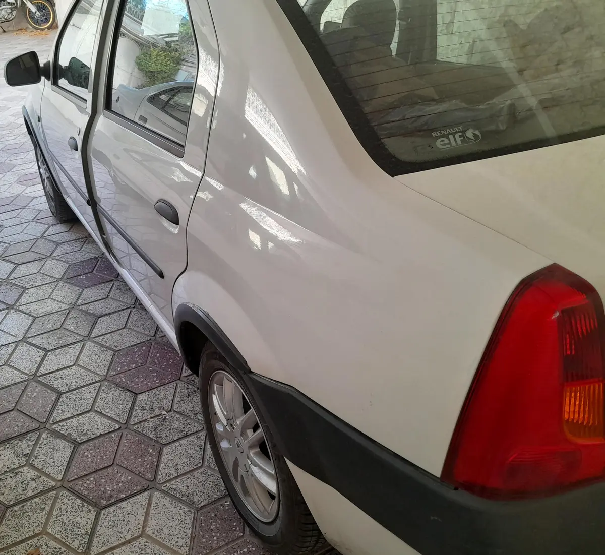 رنو،  تندر 90