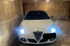 آلفارومئو، جولیتا