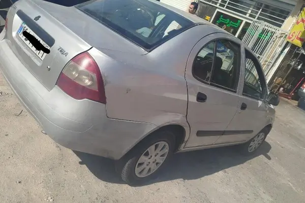 تیبا، صندوق دار