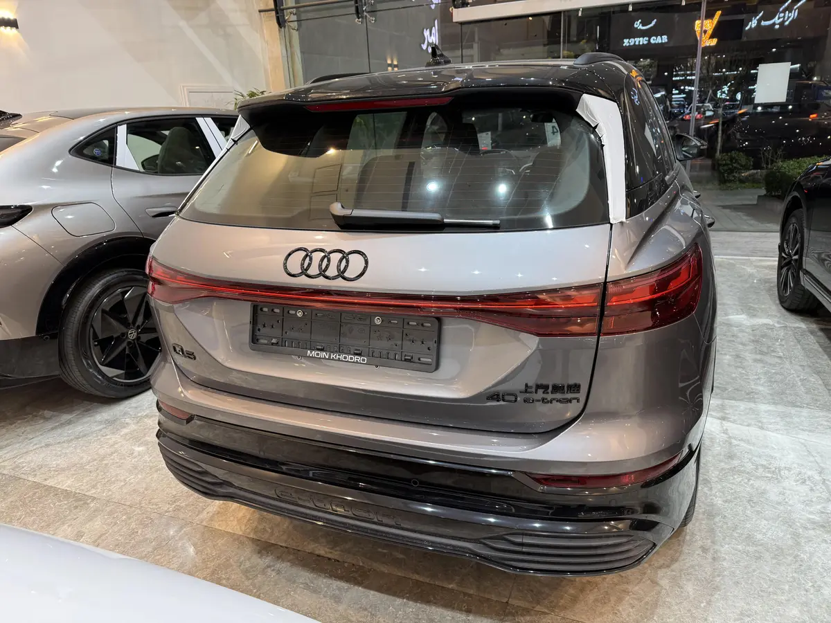 آئودی  Q5 e-tron