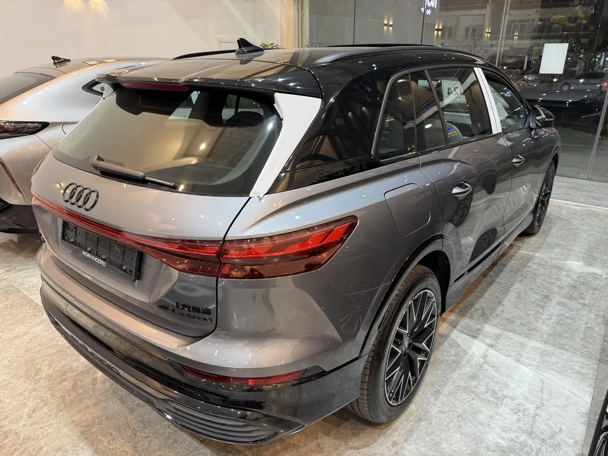 آئودی  Q5 e-tron