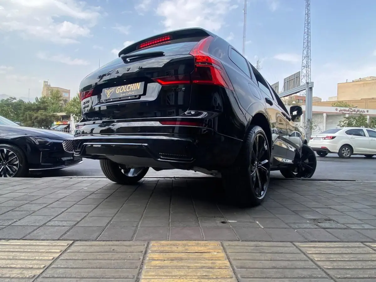 ولوو،  XC60