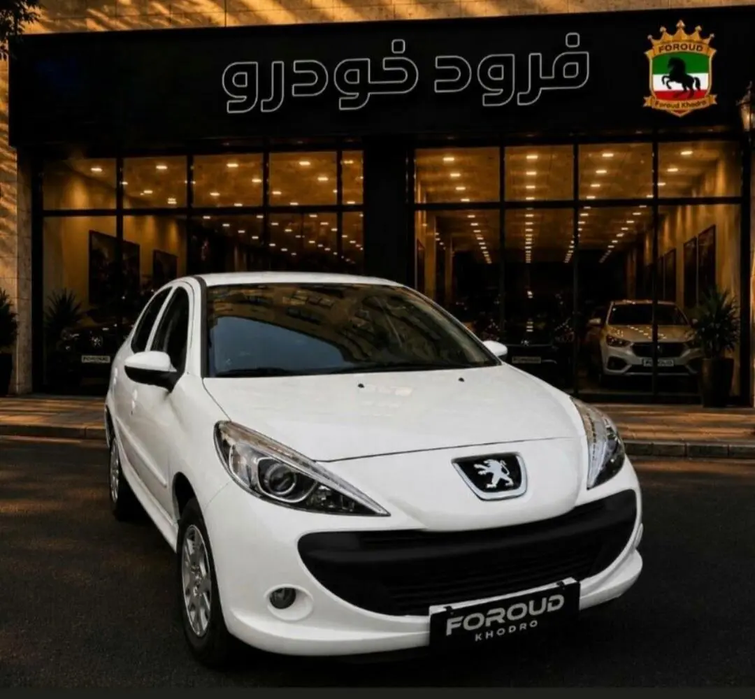 پژو،  207
