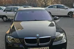 ب ام و، سری 3 سدان