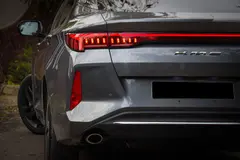 کی ام سی، J7