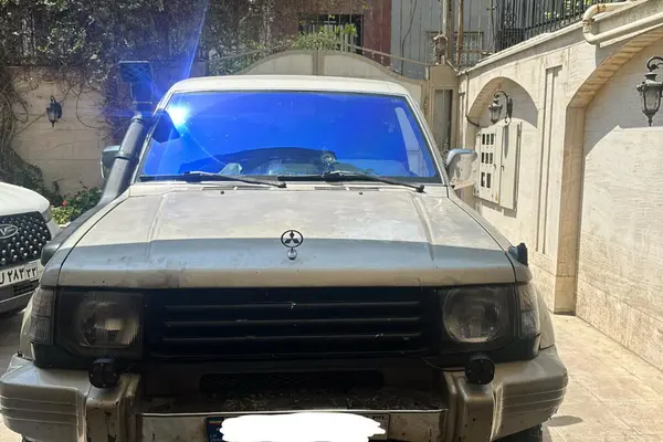 میتسوبیشی، پاجرو چهار در