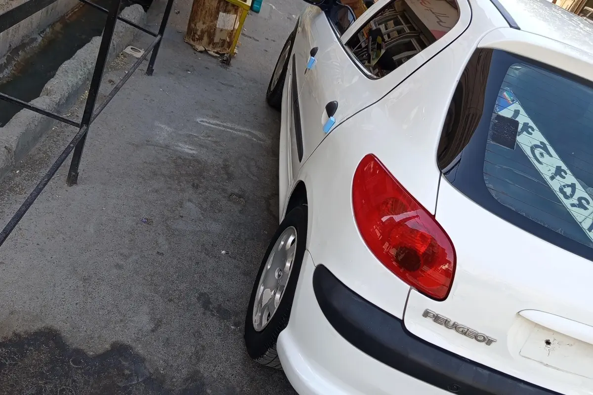 پژو،  206 SD