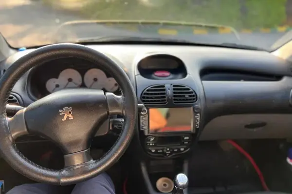 پژو  206 SD