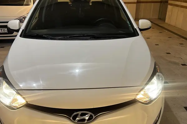 هیوندای  i20