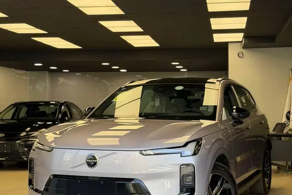 ولوو  XC70