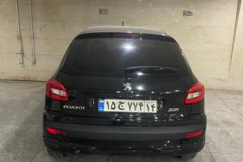 پژو،  207