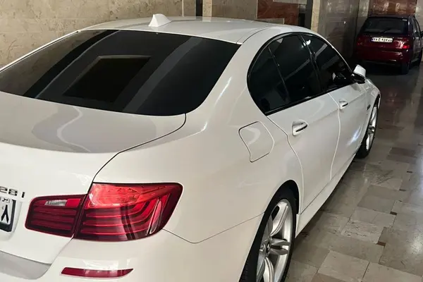 ب ام و، سری 5 سدان