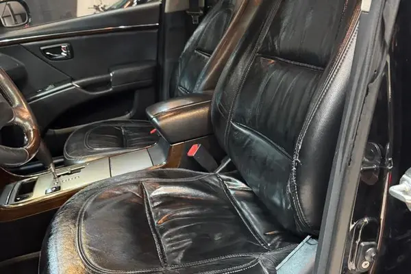 هیوندای، آزرا (گرنجور)