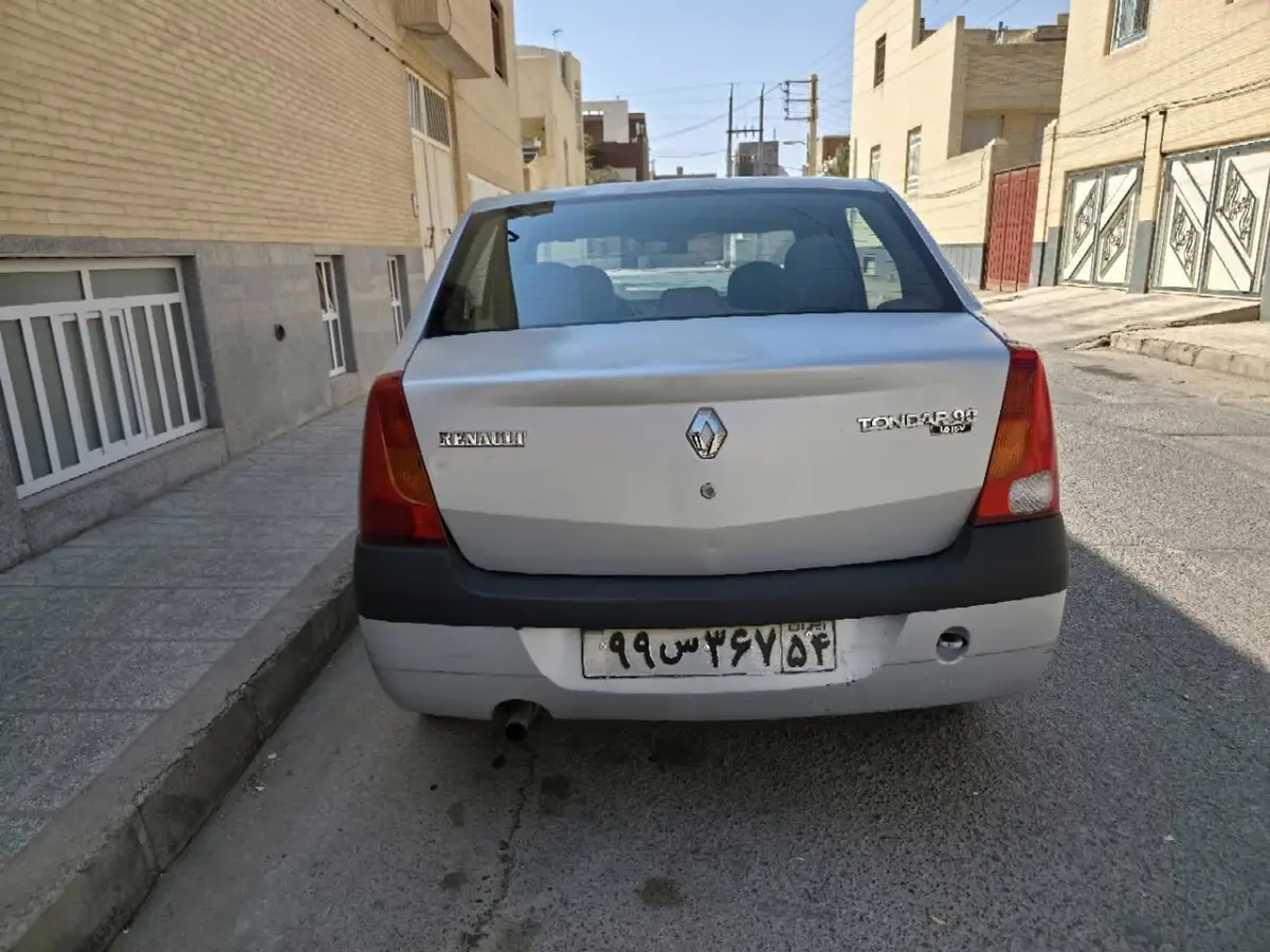 رنو،  تندر 90