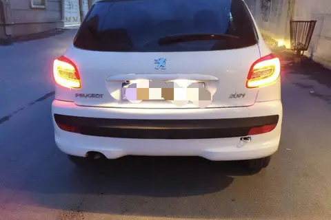 پژو، 207