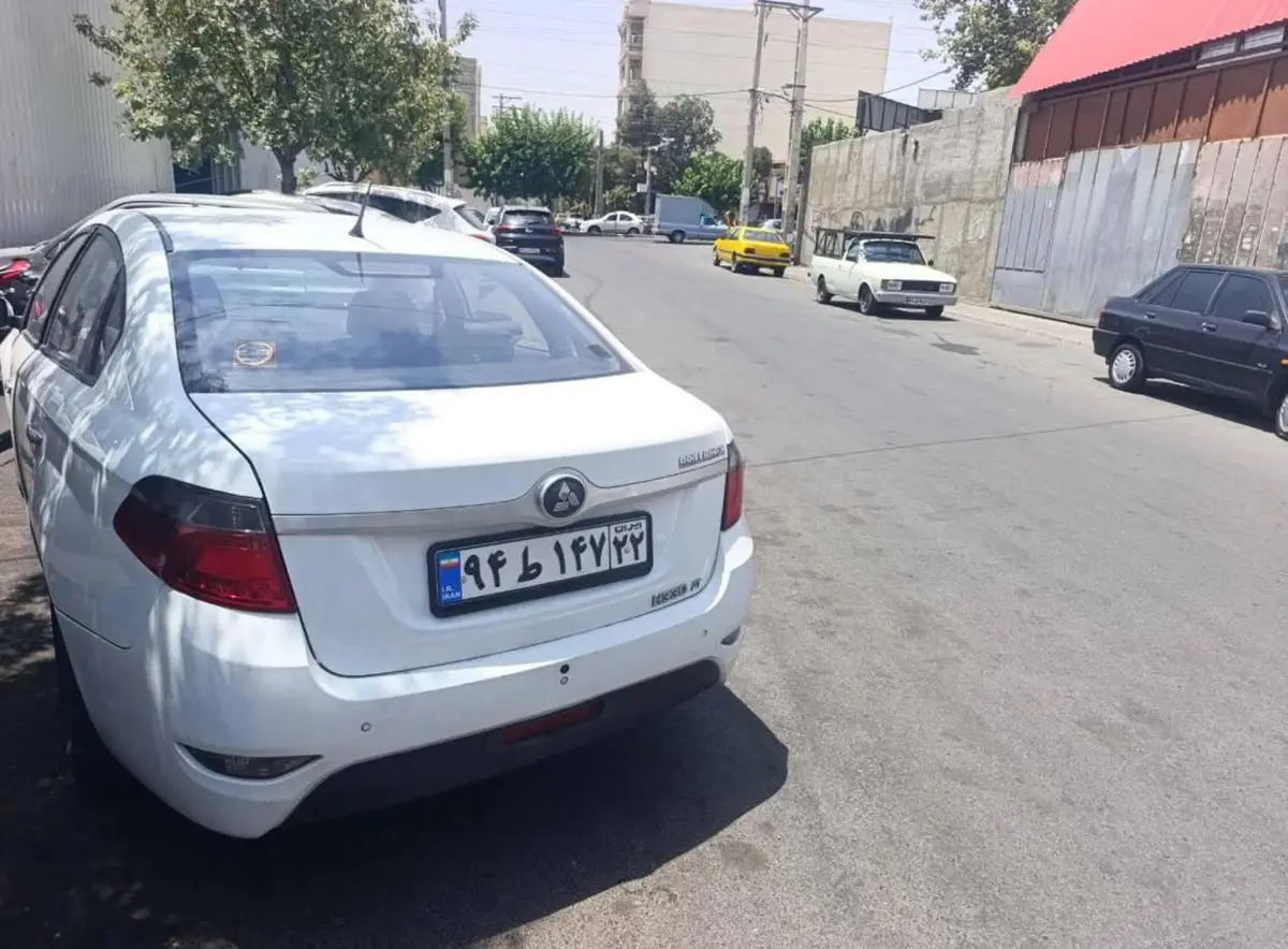 برلیانس،  H330